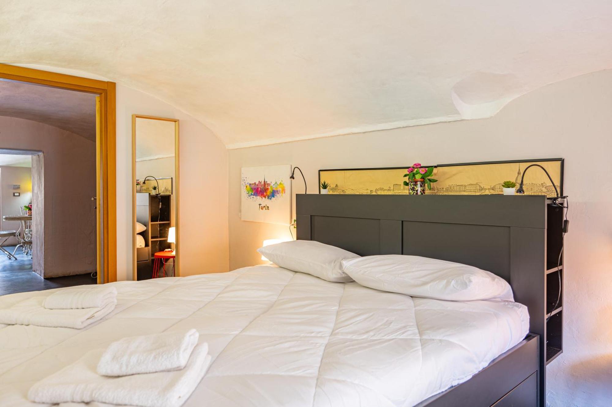 Loft Verga, Cuore E Stile In Centro A Torino Buitenkant foto